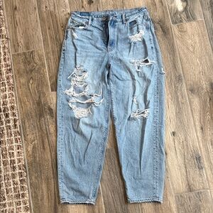 Light Blue Distressed Women’s Jeans